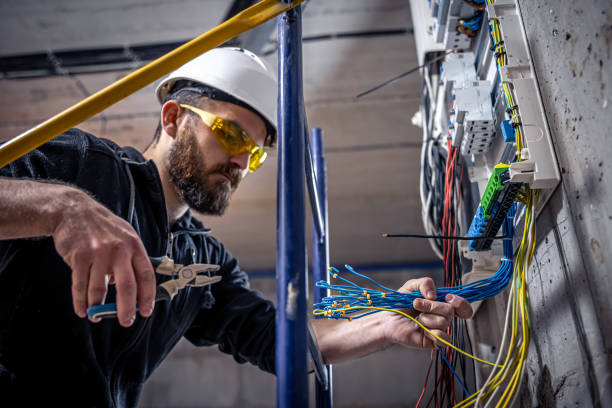 Professional Electrician in Mount Healthy Heights, OH